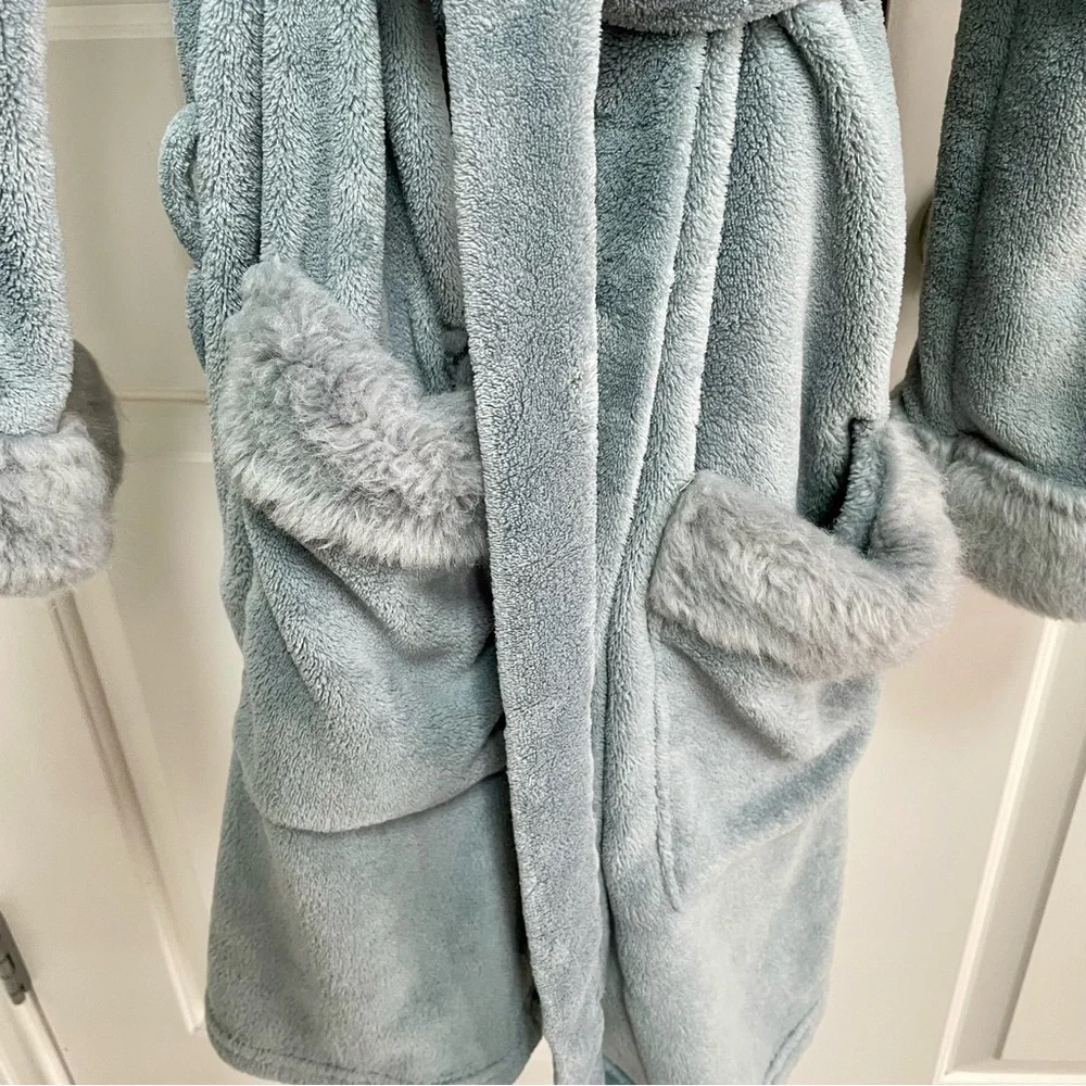 PB Teen Luxury Plush Robe Blue Faux Fur Shawl Collar One Size Belted Cozy Soft